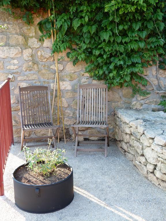 Charmante Maison Troglodyte Vitrac  Exterior photo
